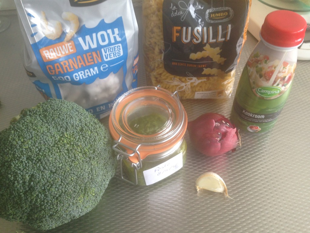 Pasta pesto